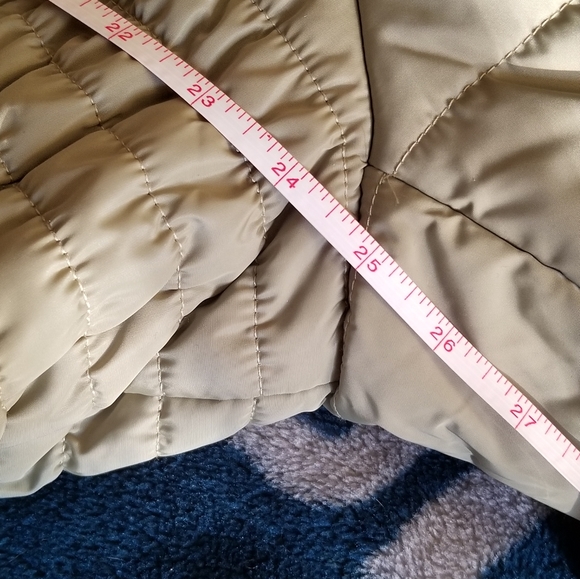 Sz 2 Torrid Sage Green Winter Coat w/Faux Fur Lined Hood - Picture 13 of 16